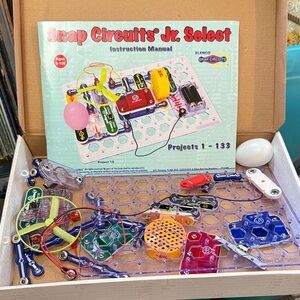 Snap Circuits Jr. Select Electronics Kit